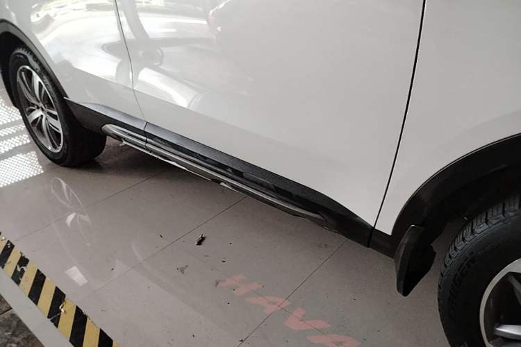 Used Haval H6 2019 Red Label 1.5 GDIT Automatic Luxury Smart Connectivity Edition Right Side Sill