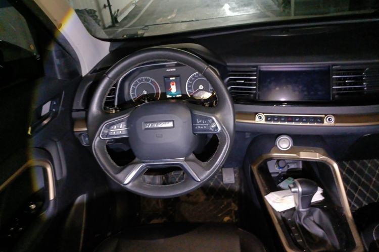 Used Haval H6 2019 1.5 GDIT Automatic Luxury Smart Connect Edition Emission Standard China V Steering Wheel