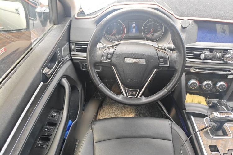 Used Haval H6 2019 Sport Edition 1.5T Automatic Two-Wheel Drive Elite Model China VI Steering Wheel
