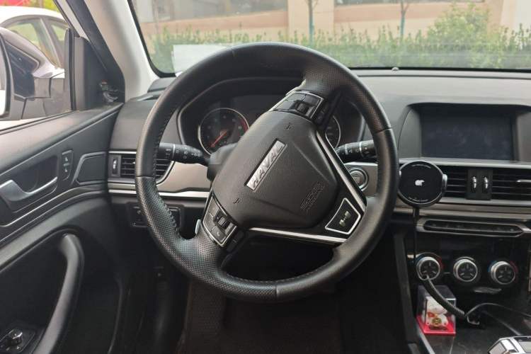 Used Haval H6 2019 Sport Edition 1.5T Automatic Two-Wheel Drive Elite Model China VI Steering Wheel