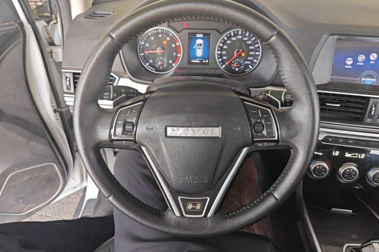 Used Haval H6 2019 Sport Edition 1.5T Automatic Two-Wheel Drive Elite Model China VI Steering Wheel