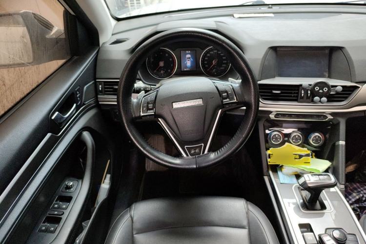 Used Haval H6 2019 Sport Edition 1.5T Automatic Two-Wheel Drive Elite Model China VI Steering Wheel