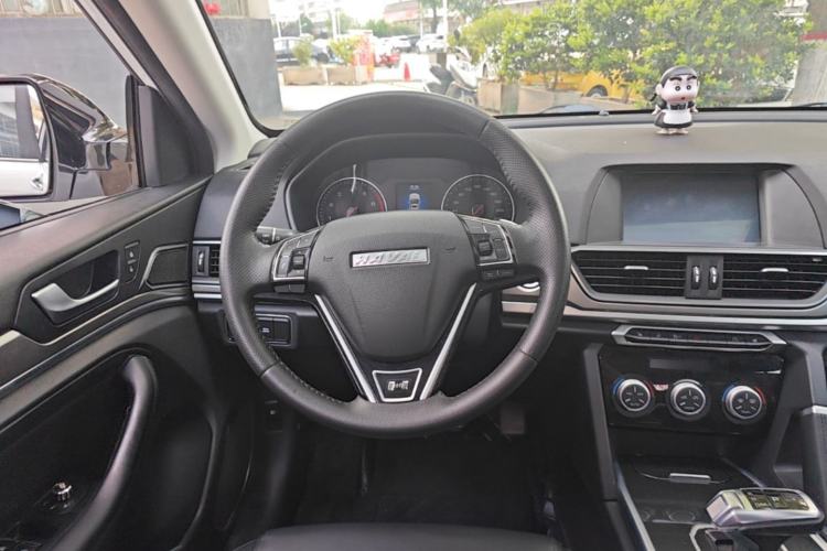 Used Haval H6 2019 Sport Edition 1.5T Automatic Two-Wheel Drive Elite Model China VI Steering Wheel