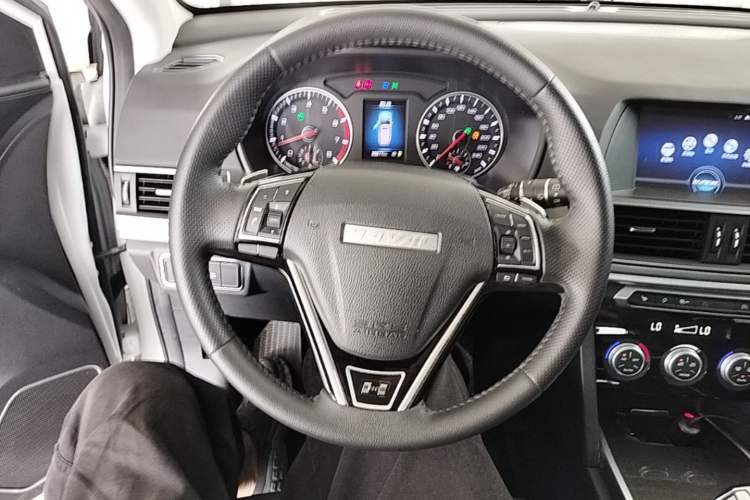 Used Haval H6 2019 Sport Edition 1.5T Automatic Two-Wheel Drive Elite Model China VI Steering Wheel