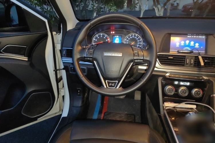 Used Haval H6 2019 Sport Edition 1.5T Automatic Two-Wheel Drive Elite Model China VI Steering Wheel