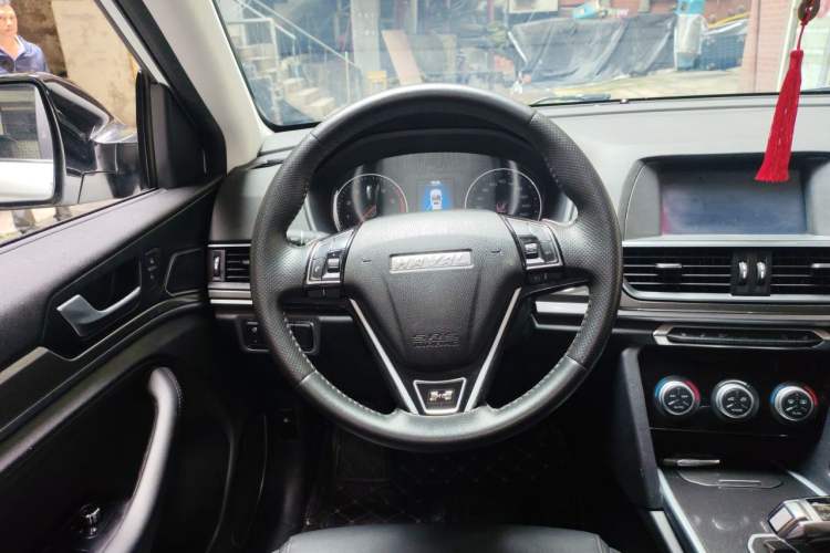 Used Haval H6 2019 Sport Edition 1.5T Automatic Two-Wheel Drive Elite Model China VI Steering Wheel