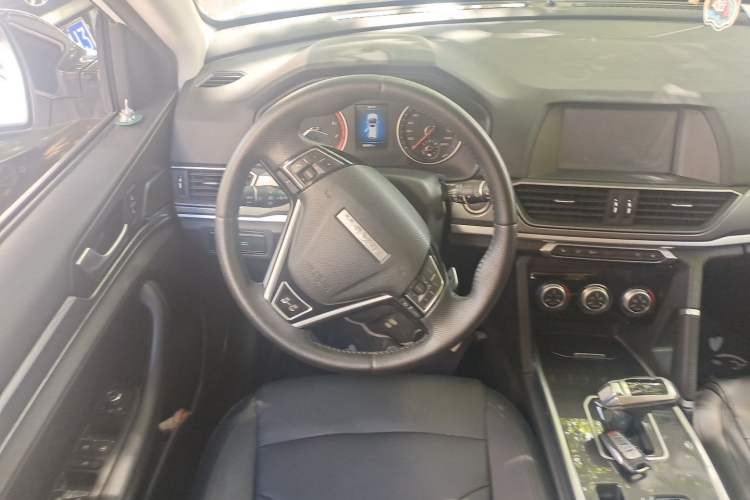 Used Haval H6 2019 Sport Edition 1.5T Automatic Two-Wheel Drive Elite Model China VI Steering Wheel