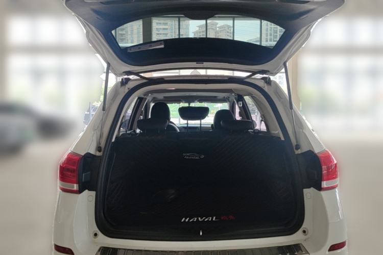 Used Haval H6 2019 Sport Edition 1.5T Automatic Two-Wheel Drive Elite Model China VI Trunk
