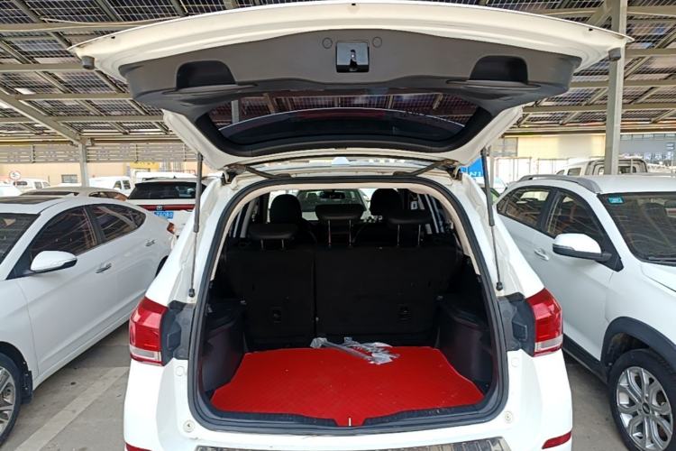 Used Haval H6 2019 Sport Edition 1.5T Automatic Two-Wheel Drive Elite Model China VI Trunk