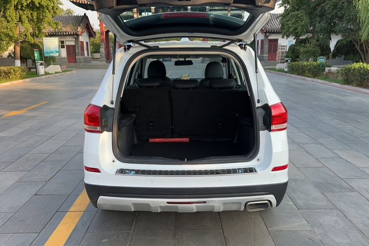 Used Haval H6 2019 Sport Edition 1.5T Automatic Two-Wheel Drive Elite Model China VI Trunk