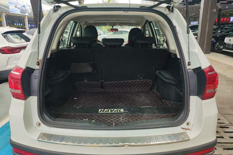 Used Haval H6 2019 Sport Edition 1.5T Automatic Two-Wheel Drive Elite Model China VI Trunk