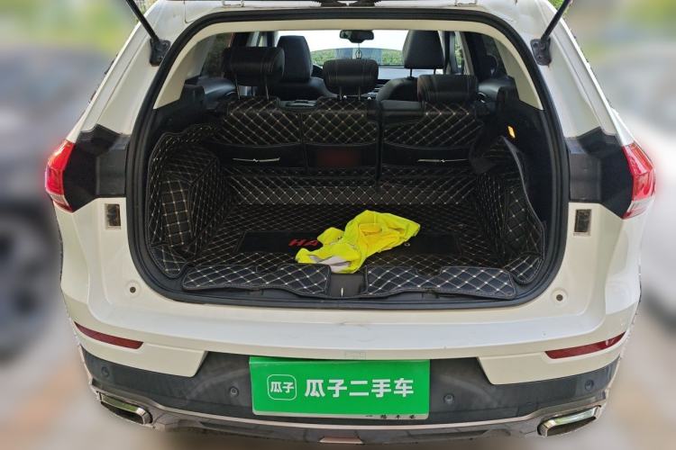 Used Haval H6 2019 1.5 GDIT Automatic Luxury Smart Connect Version China VI Standard Trunk
