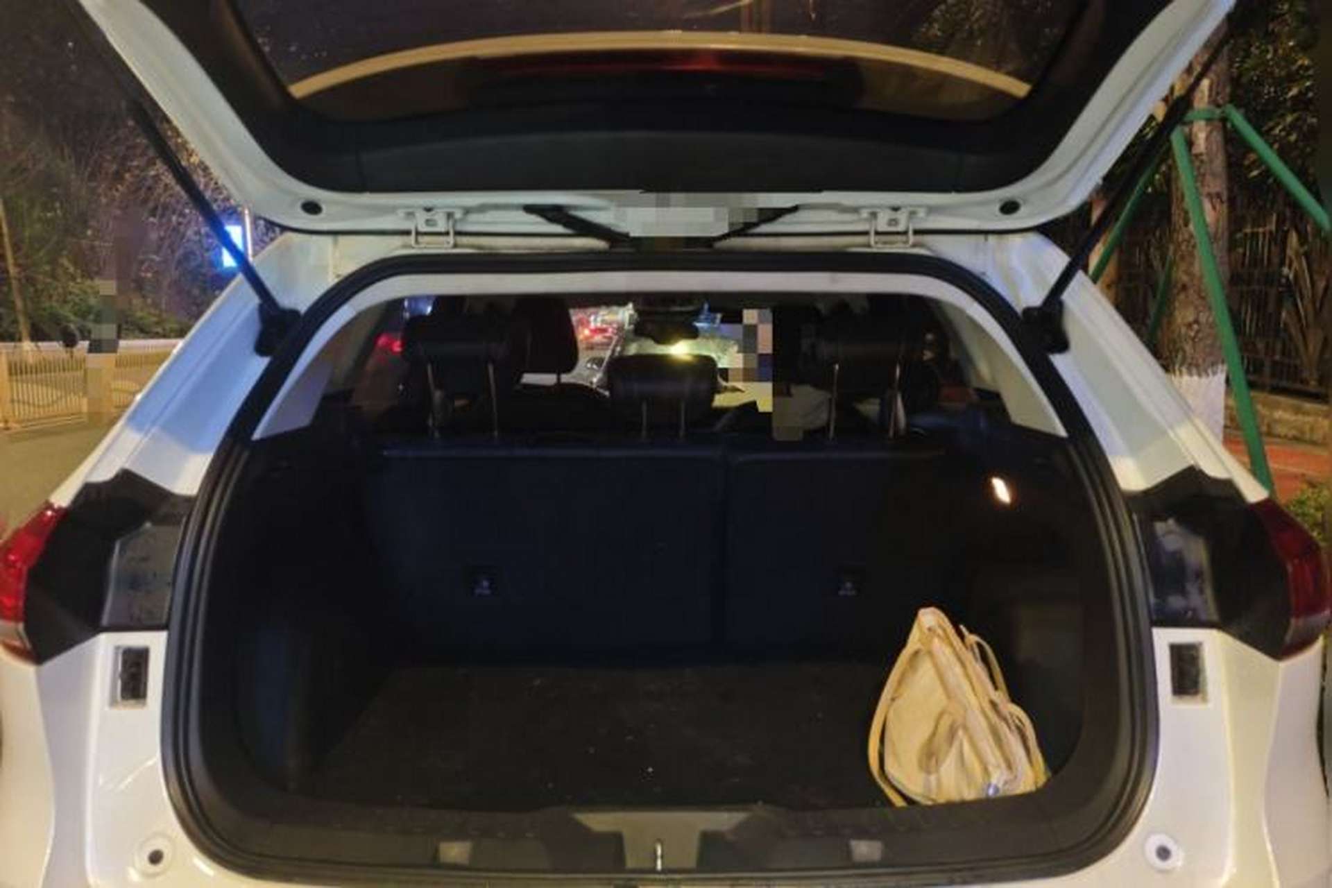 Used Haval H6 2019 Red Label 2.0 GDIT Automatic Luxury Smart Connectivity Edition Trunk