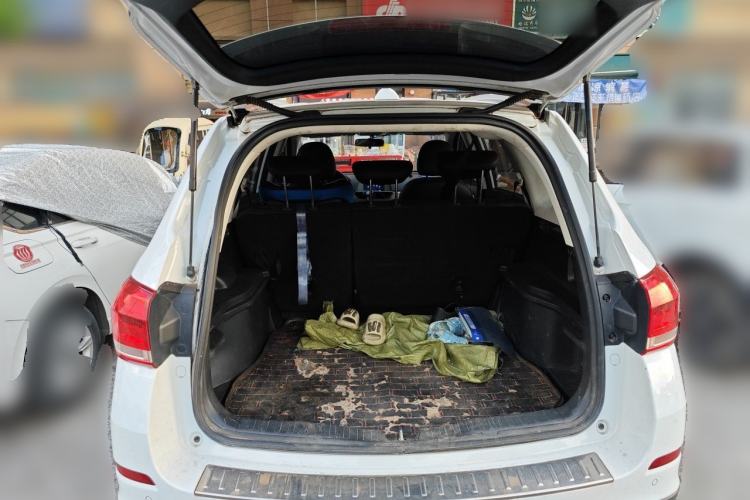Used Haval H6 2019 Sport Edition 1.5T Automatic Two-Wheel Drive Elite Model China VI Trunk
