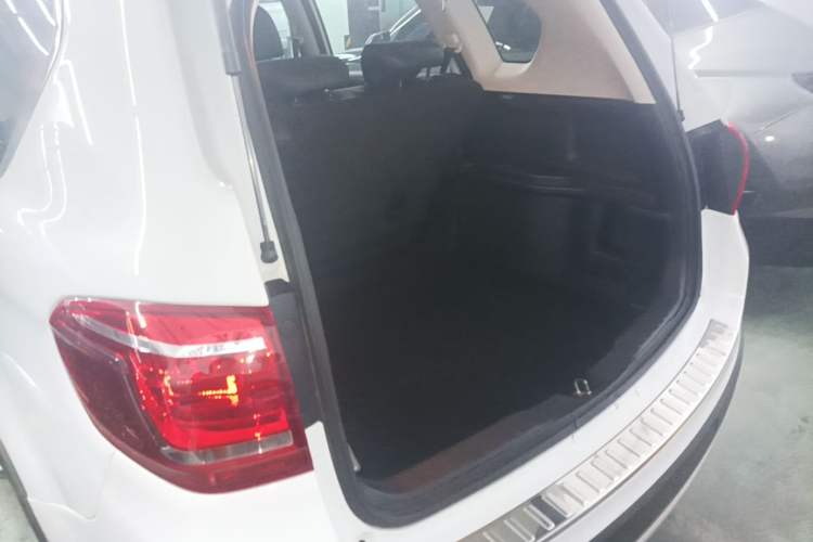 Used Haval H6 2019 Sport Edition 1.5T Automatic Two-Wheel Drive Elite Model China VI Trunk