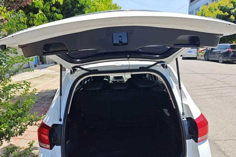 Used Haval H6 2019 Sport Edition 1.5T Automatic Two-Wheel Drive Elite Model China VI Trunk