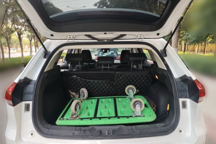 Used Haval H6 2019 1.5 GDIT Automatic Luxury Smart Connect Version China VI Standard Trunk
