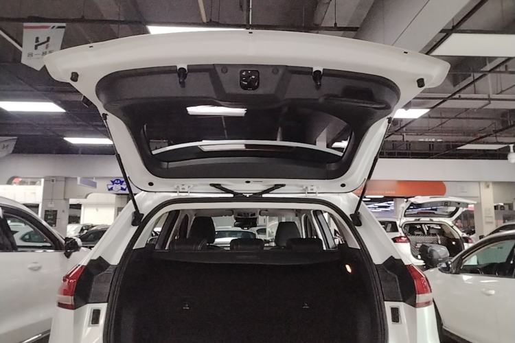 Used Haval H6 2019 Red Label 1.5 GDIT Automatic Luxury Smart Connectivity Edition Trunk