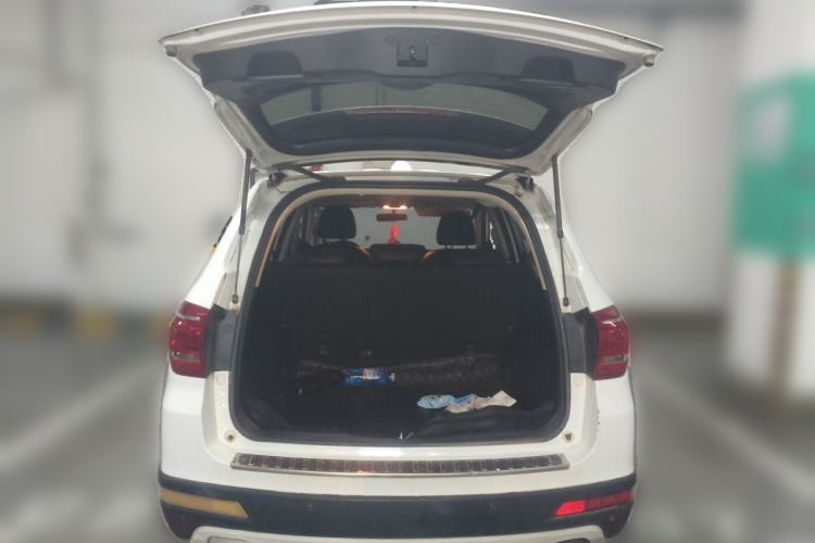 Used Haval H6 2019 Sport Edition 1.5T Automatic Two-Wheel Drive Elite Model China VI Trunk