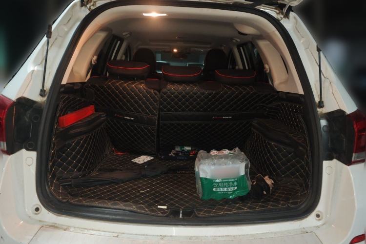 Used Haval H6 2019 Sport Edition 1.5T Automatic Two-Wheel Drive Elite Model China VI Trunk