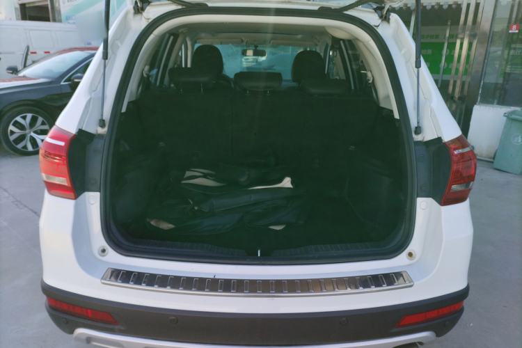 Used Haval H6 2019 Sport Edition 1.5T Automatic Two-Wheel Drive Elite Model China VI Trunk