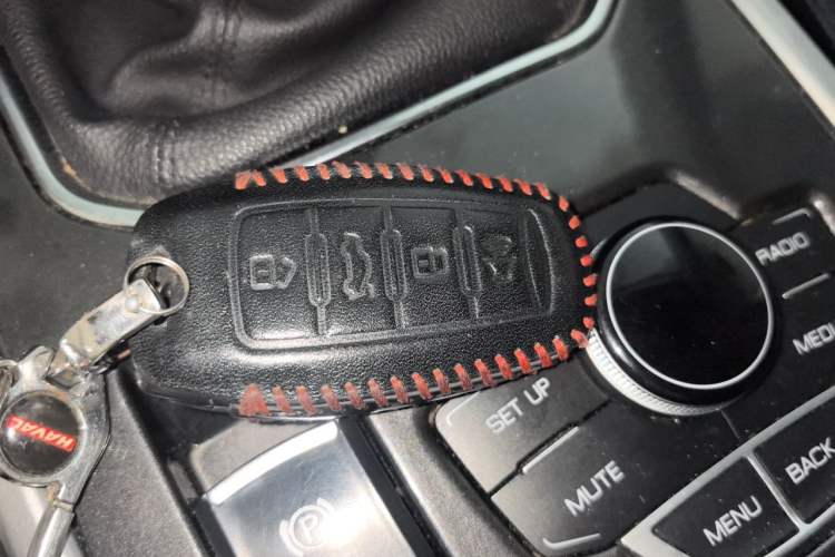 Used Haval H6 2019 Sport Edition 1.5T Manual Two-Wheel Drive Elite Model China VI Standard Vehicle Key