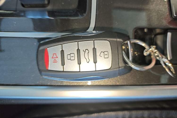 Used Haval H6 2019 Sport Edition 1.5T Automatic Two-Wheel Drive Elite Model China VI Vehicle Key