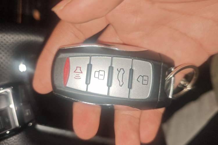 Used Haval H6 2019 Sport Edition 1.5T Automatic Two-Wheel Drive Elite Model China VI Vehicle Key