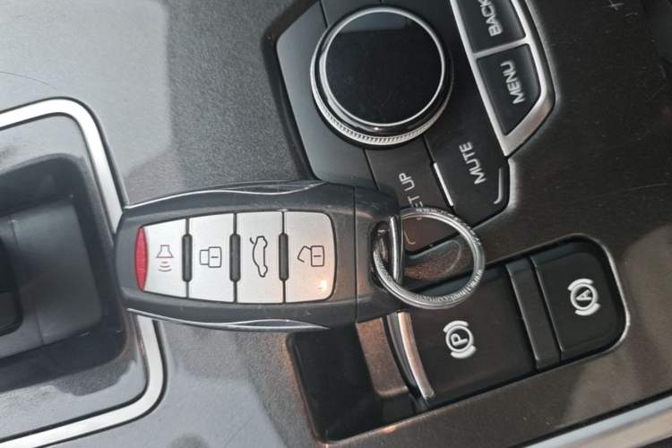 Used Haval H6 2019 Sport Edition 1.5T Automatic Two-Wheel Drive Elite Model China VI Vehicle Key
