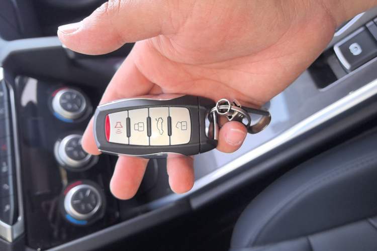 Used Haval H6 2019 Sport Edition 1.5T Automatic Two-Wheel Drive Elite Model China VI Vehicle Key