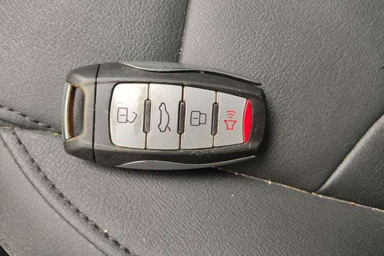 Used Haval H6 2019 Sport Edition 1.5T Automatic Two-Wheel Drive Elite Model China VI Vehicle Key