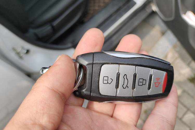 Used Haval H6 2019 Sport Edition 1.5T Automatic Two-Wheel Drive Elite Model China VI Vehicle Key
