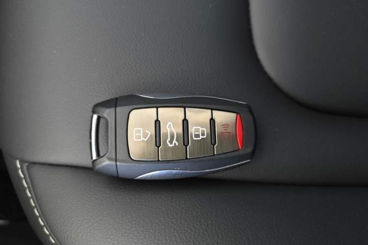 Used Haval H6 2019 1.5 GDIT Automatic Champion Edition China VI Standard Vehicle Key
