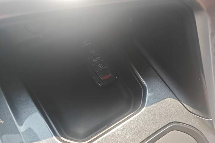 Used Haval H6 2019 1.5 GDIT Automatic Luxury Smart Connect Edition Emission Standard China V Vehicle Key