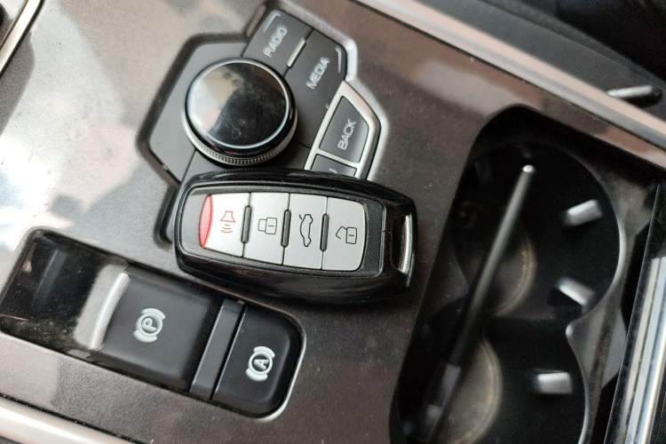 Used Haval H6 2019 Sport Edition 1.5T Automatic Two-Wheel Drive Elite Model China VI Vehicle Key