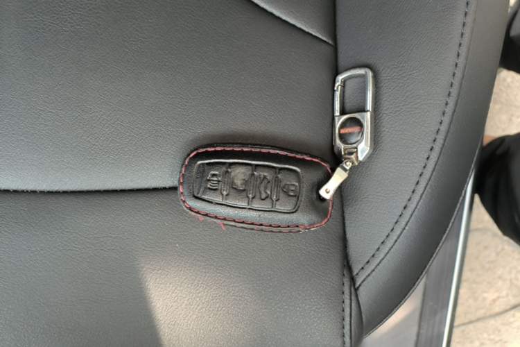 Used Haval H6 2019 Sport Edition 1.5T Manual Two-Wheel Drive Elite Model China VI Standard Vehicle Key