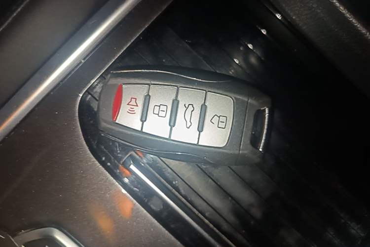 Used Haval H6 2019 Sport Edition 1.5T Automatic Two-Wheel Drive Elite Model China VI Vehicle Key