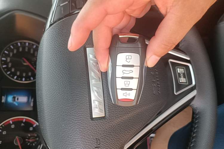 Used Haval H6 2019 Sport Edition 1.5T Manual Two-Wheel Drive Elite Model China VI Standard Vehicle Key
