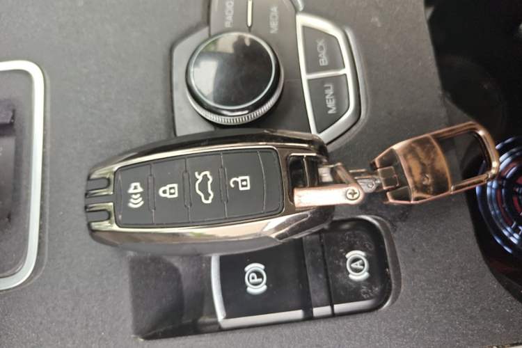 Used Haval H6 2019 Sport Edition 1.5T Automatic Two-Wheel Drive Elite Model China VI Vehicle Key