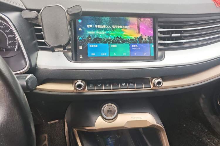 Used Haval H6 2020 1.5 GDIT Automatic Platinum Champion Edition Audio And AC Panel