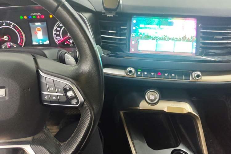 Used Haval H6 2020 1.5 GDIT Automatic Platinum Champion Edition Audio And AC Panel