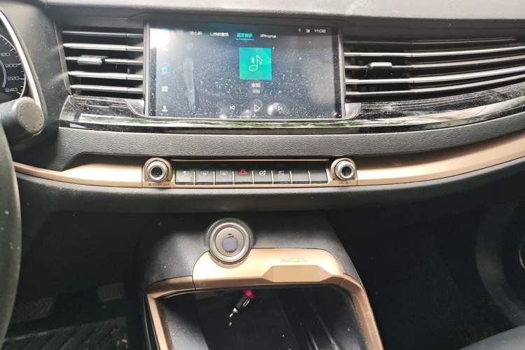 Used Haval H6 2020 1.5 GDIT Automatic Platinum Champion Edition Audio And AC Panel
