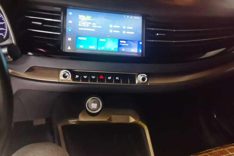 Used Haval H6 2020 1.5 GDIT Automatic Platinum Champion Edition Audio And AC Panel