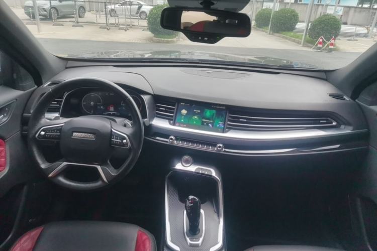 Used Haval H6 2020 2.0 GDIT Automatic GT Power Edition Center Console