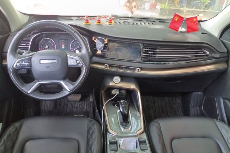 Used Haval H6 2020 1.5 GDIT Automatic Platinum Champion Edition Center Console