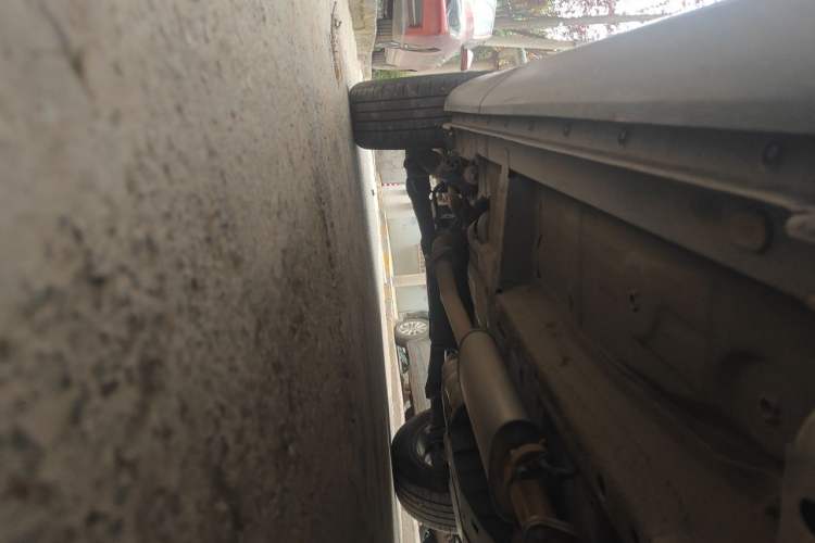 Used Haval H6 2020 1.5 GDIT Automatic Platinum Champion Edition Chassis Front Right