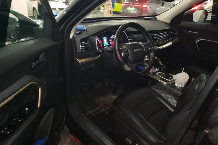 Used Haval H6 2020 1.5 GDIT Automatic Platinum Supreme Edition Driver Seat