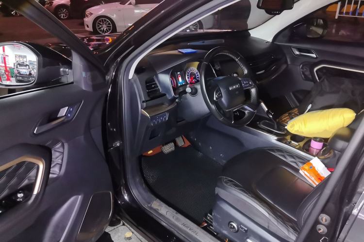 Used Haval H6 2020 1.5 GDIT Automatic Platinum Champion Edition Driver Seat