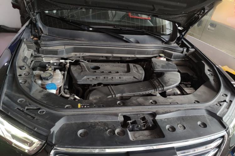 Used Haval H6 2020 2.0 GDIT Automatic Platinum Champion Edition Engine Bay