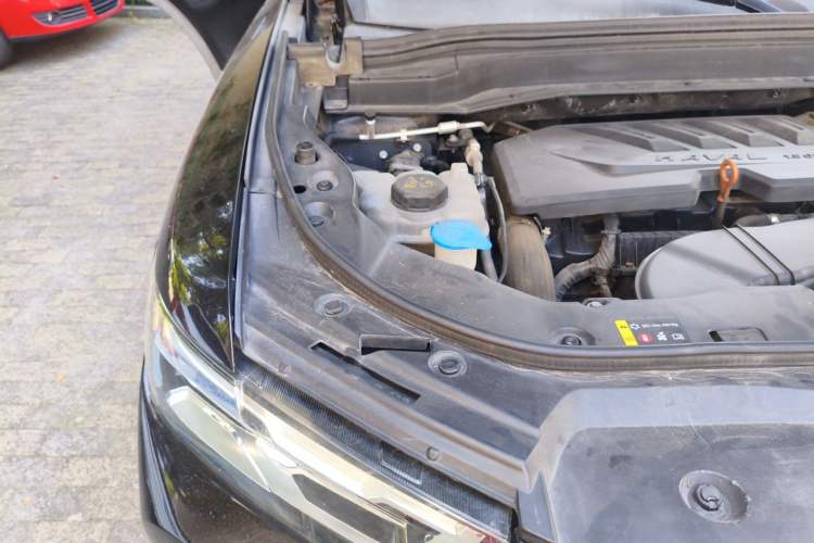 Used Haval H6 2020 1.5 GDIT Automatic Platinum Champion Edition Engine Bay Right